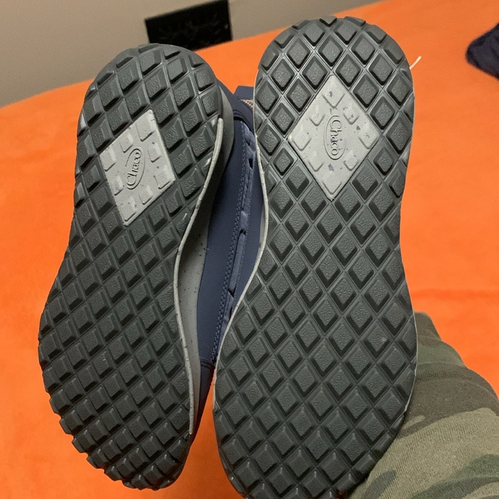 Women’s Chaco boots - Picture 4 of 4